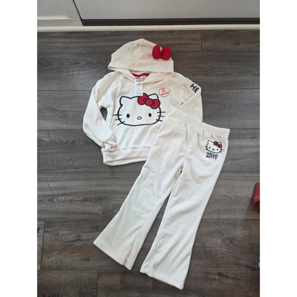 Hello Kitty toddler girl outfit‎ 4t
